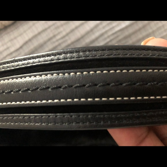 COACH purse 💥- w faux fur trim - Picture 3 of 6